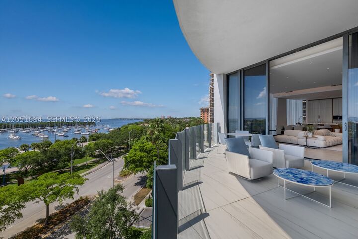 Property Photo:  2811 S Bayshore Dr 6A  FL 33133 