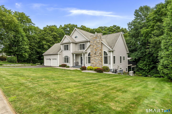 Property Photo: 134 Sunset Ridge CT 06067