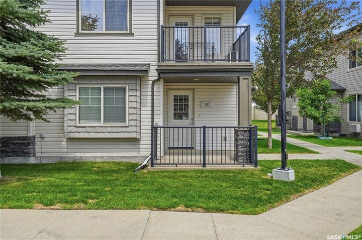 Property Photo: 5533 Blake Crescent 80 SK S4X 0J1