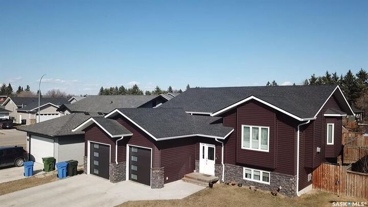Property Photo: 857 Madsen Place SK S6V 2L6