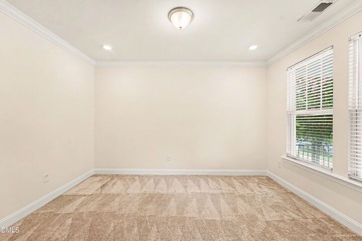 Property Photo: 2917 Farmhouse Drive NC 27502