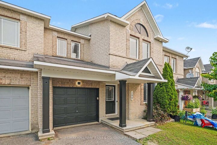 Property Photo: 190 Sorento Street ON K2J 0B6