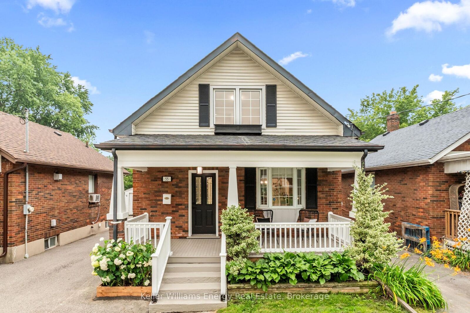 Property Photo: 55 Arlington Avenue ON L1G 2N3