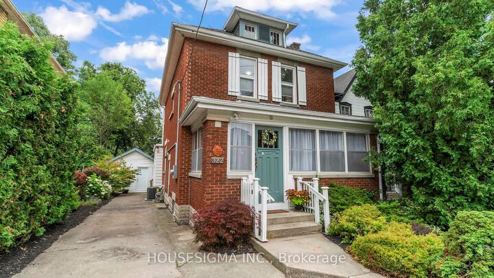 Property Photo:  322 Ridout Street S  ON N6C 3Z3 