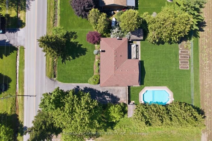 Property Photo:  610 Miles Road  ON L0R 1P0 