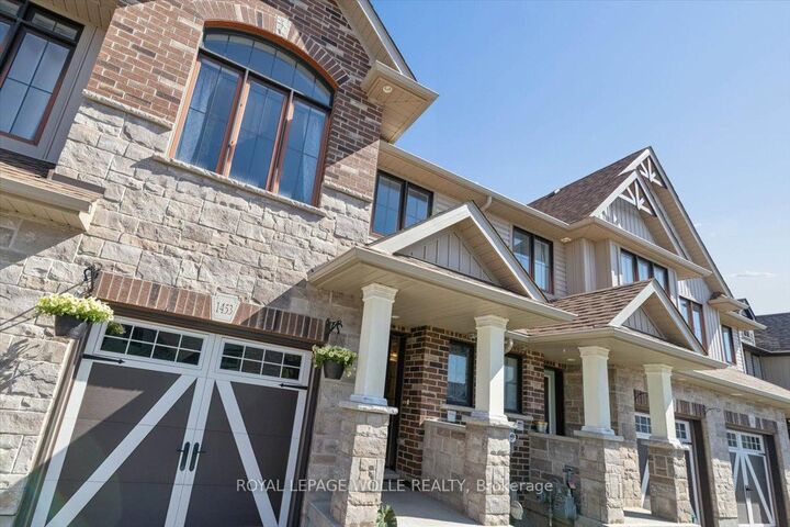Property Photo:  1453 Dunkirk Avenue  ON N4T 0J9 