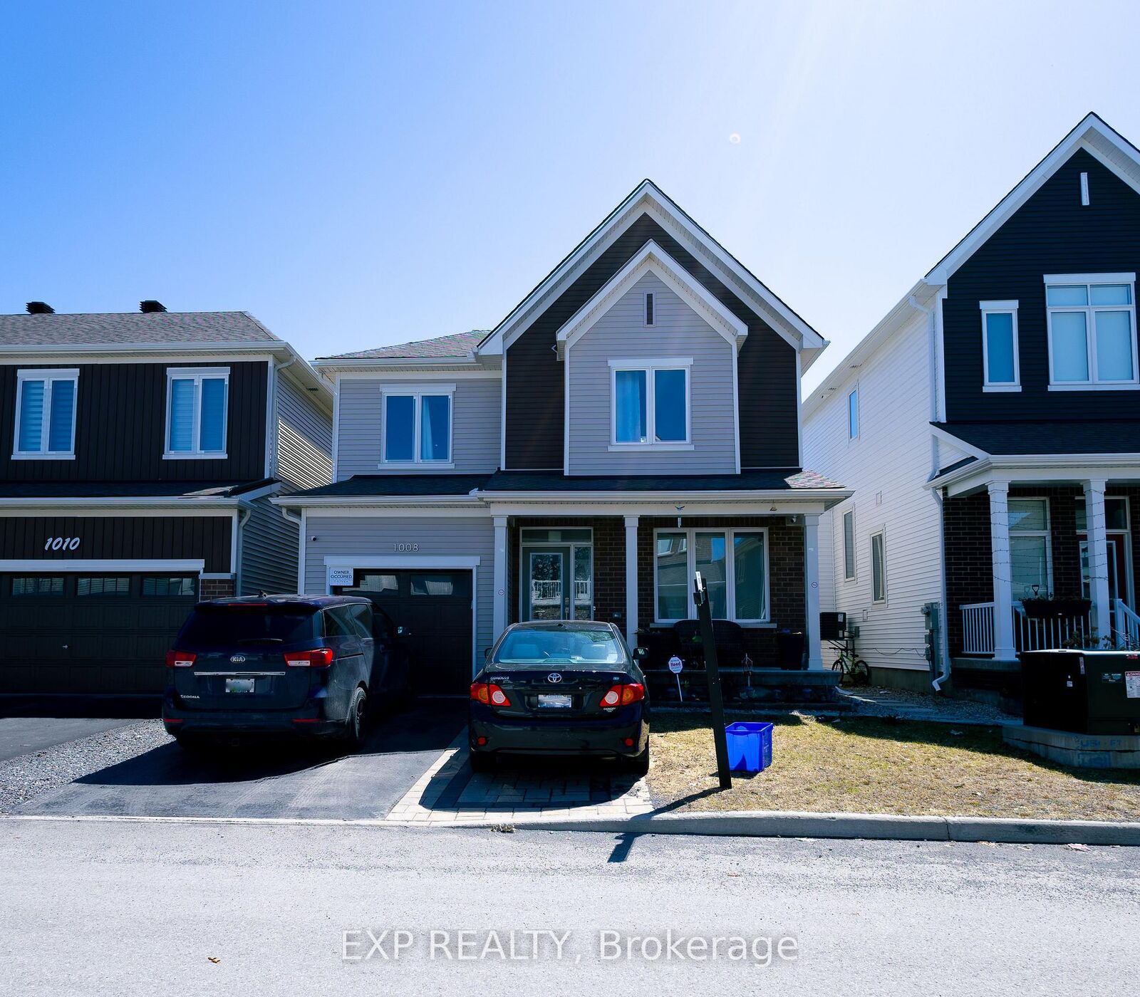 Property Photo: 1008 Carden Lane ON K1W 0N3