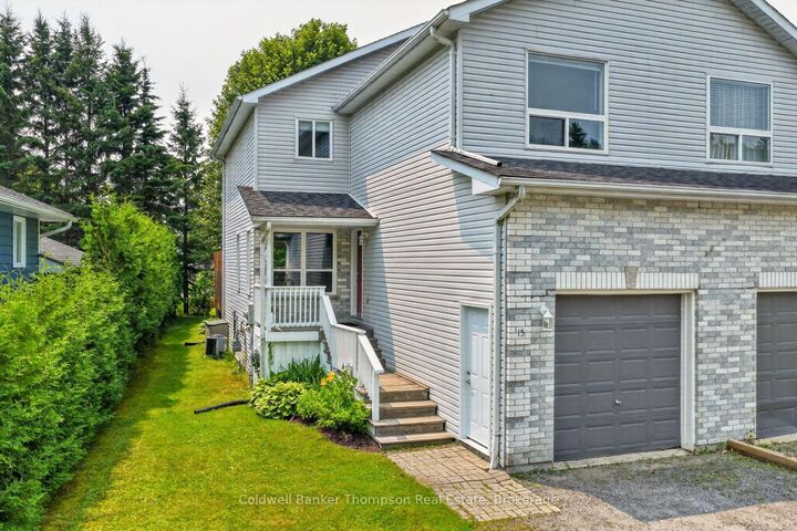 Property Photo: 15 Sabrina Park Drive ON P1H 1L8