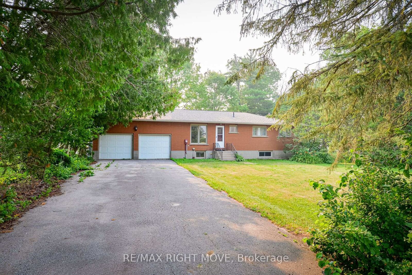 Property Photo: 3877 Wood Avenue ON L3V 0T9