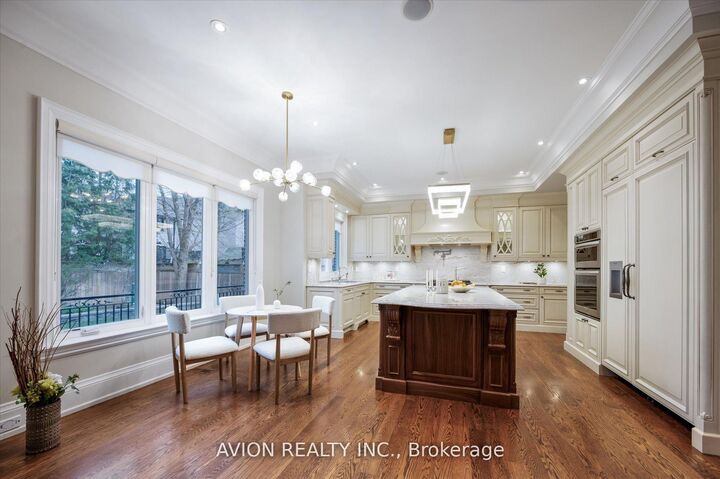 Property Photo: 26 Danville Drive ON M2P 1J1