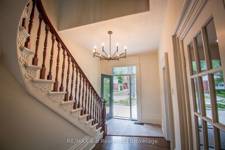 Property Photo:  66 Daly Avenue 5  ON N5A 1B8 
