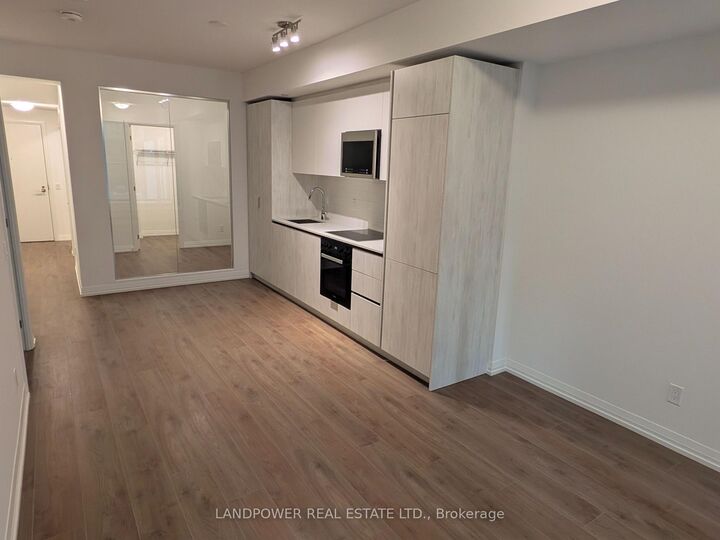 Property Photo:  400 King Street W 510  ON M5V 1K2 
