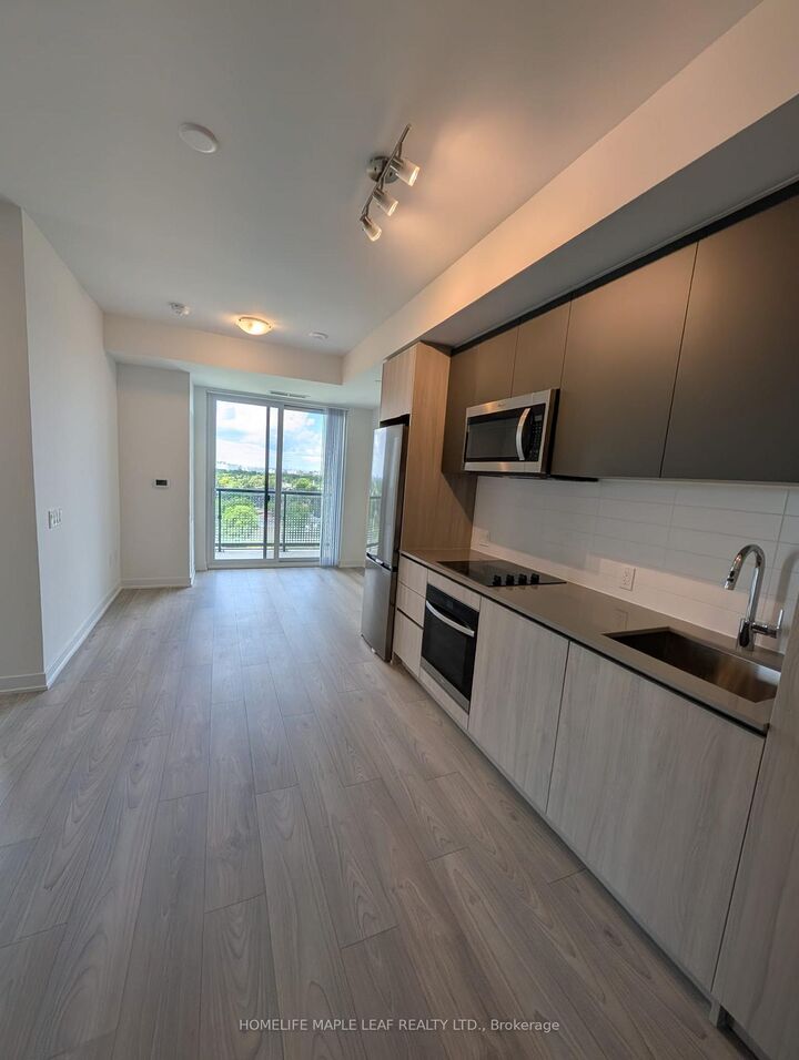 Property Photo: 5858 Yonge Street 1123 ON M2M 0C6