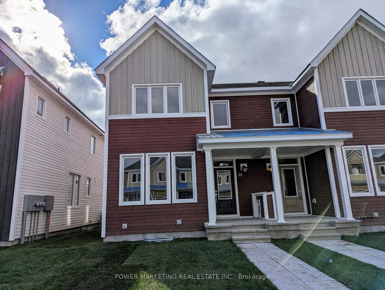 Property Photo: 35 Chasing Grove ON K0A 2Z0