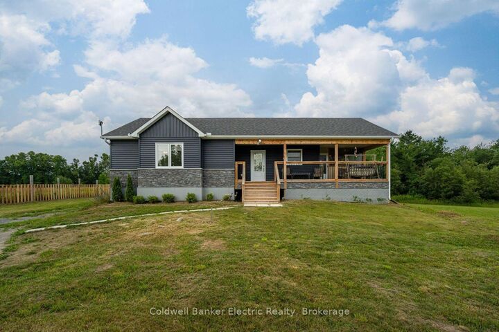 548 Tiffen Road — photo 1