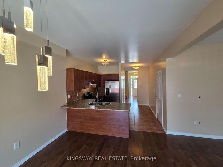 Property Photo:  28 Tidemore Heights  ON L8E 0B7 