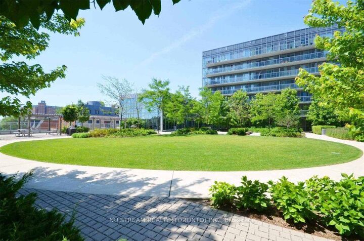 Property Photo: 25 Cole Street 719 ON M5A 4M3