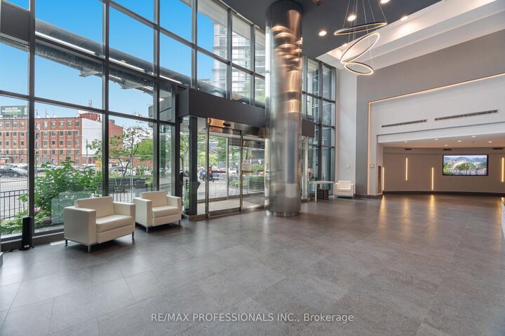 Photo de la propriété: 361 Front Street W 3303 ON M5V 3R5