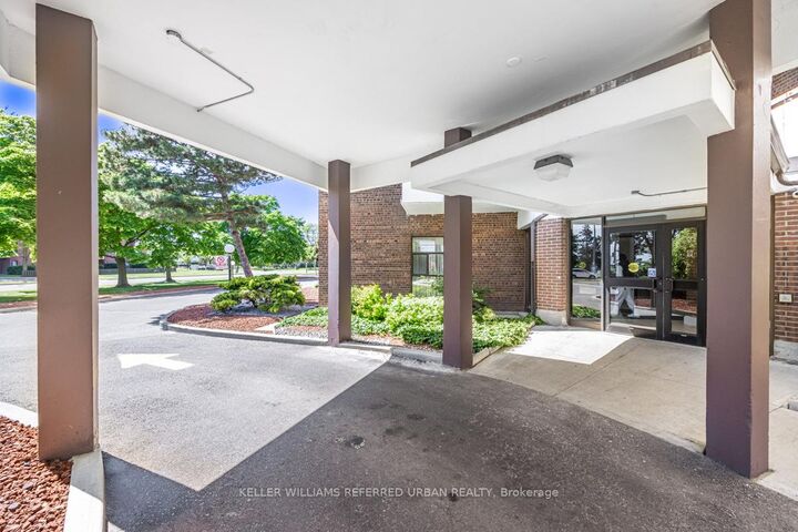 Property Photo:  3025 Queen Frederica Drive 1007  ON L4Y 3A1 