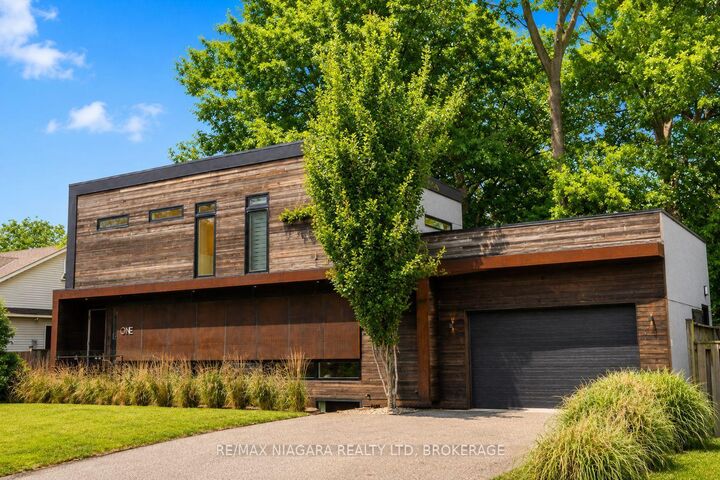Property Photo: 1 Timber Lane ON L2N 7R7