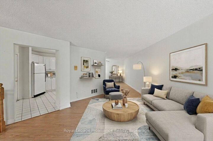 Property Photo:  245 Elgin Street W 201  ON K9A 5M1 
