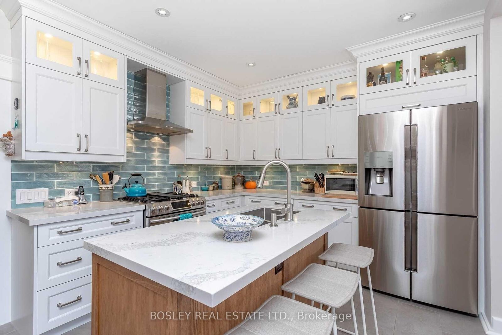 Property Photo:  774 Gladstone Avenue  ON M6H 3J6 