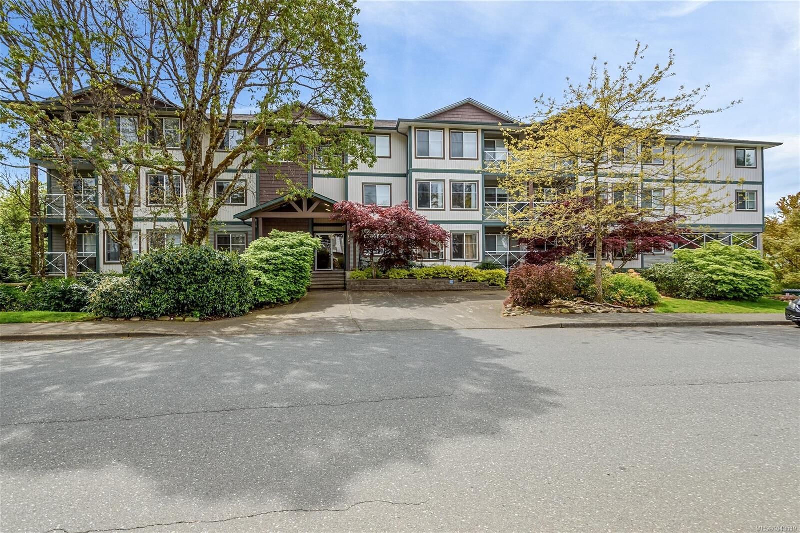 Property Photo: 129 Back Rd #204 BC V9N 3W5