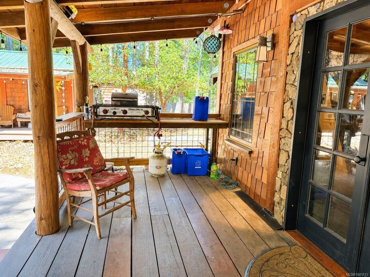 Property Photo: 230 Halibut Hill BC V0R 1X6