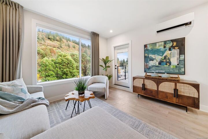 1371 Goldstream Ave #209 — photo 1