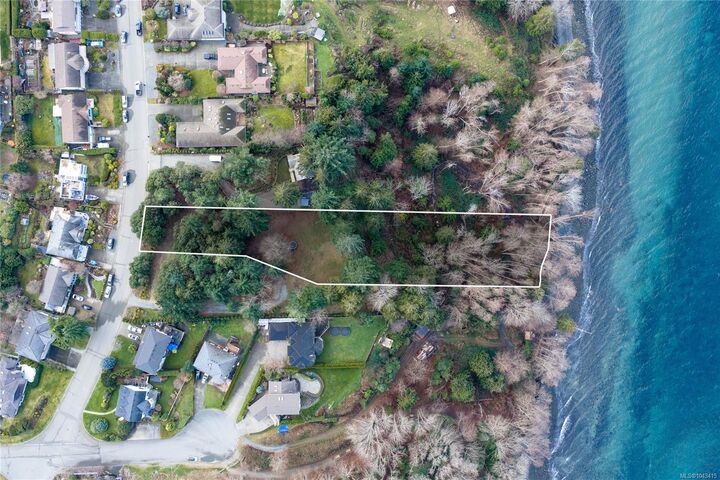 Property Photo: 6210 Icarus Dr BC V9V 1B8
