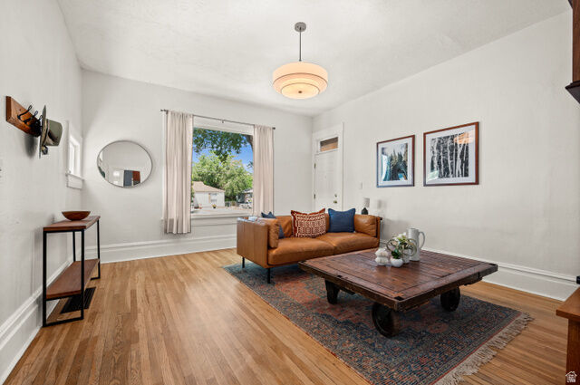 Property Photo: 2617 S 300 E UT 84115