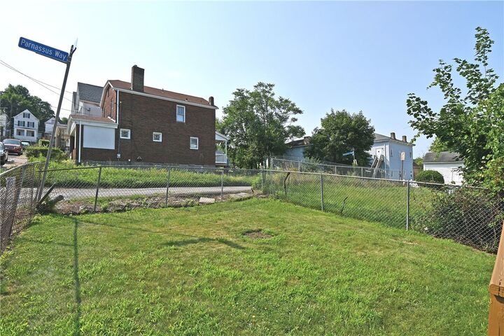 Property Photo:  611 Lorenz Ave  PA 15220 