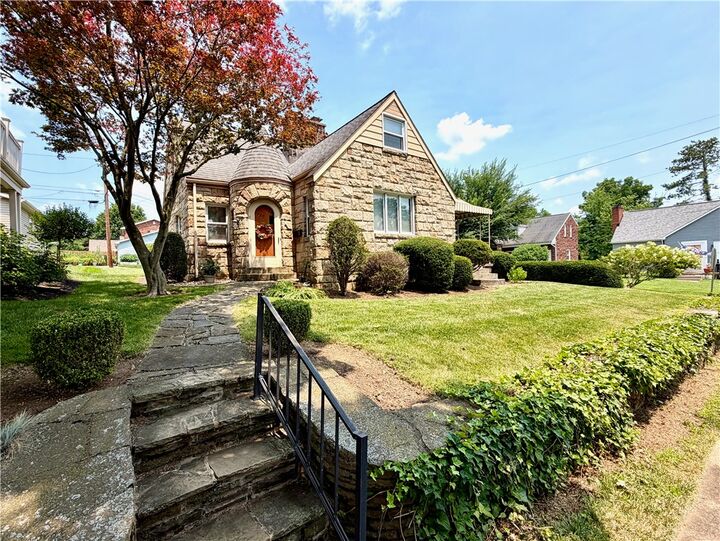 Property Photo:  740 James St  PA 15650 