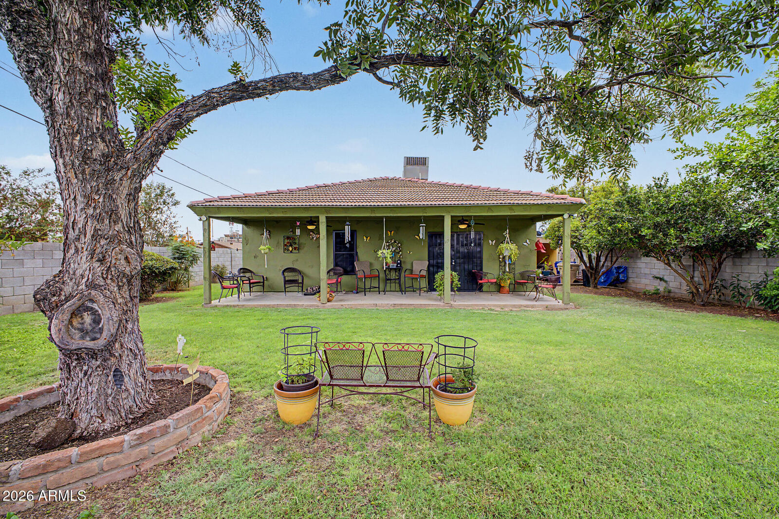 Property Photo: 5402 W Northview Avenue AZ 85301