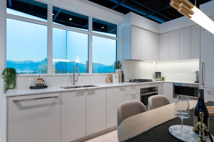 Property Photo: 4538 Dawson Street 3402 BC V5C 4C1