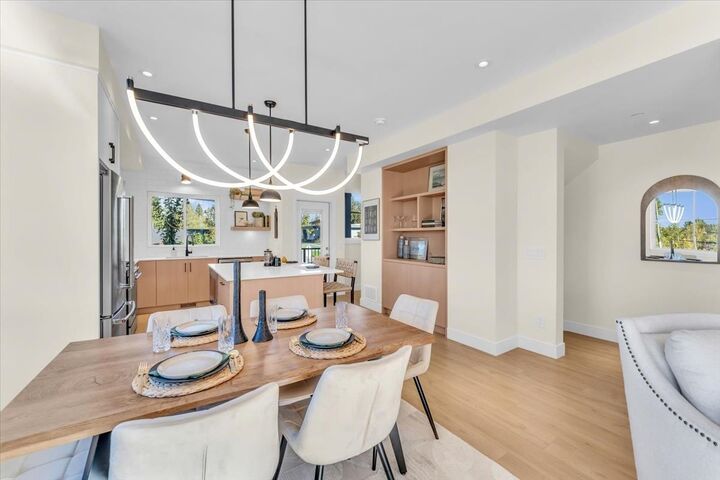 Property Photo: 10392 240A Street 3 BC V2W 1G3