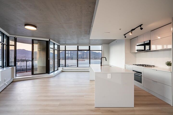 Property Photo: 128 W Cordova Street 2610 BC V6B 0E6