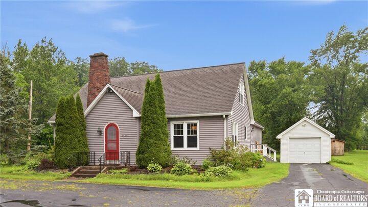 Property Photo: 5138 W Lake Road NY 14048