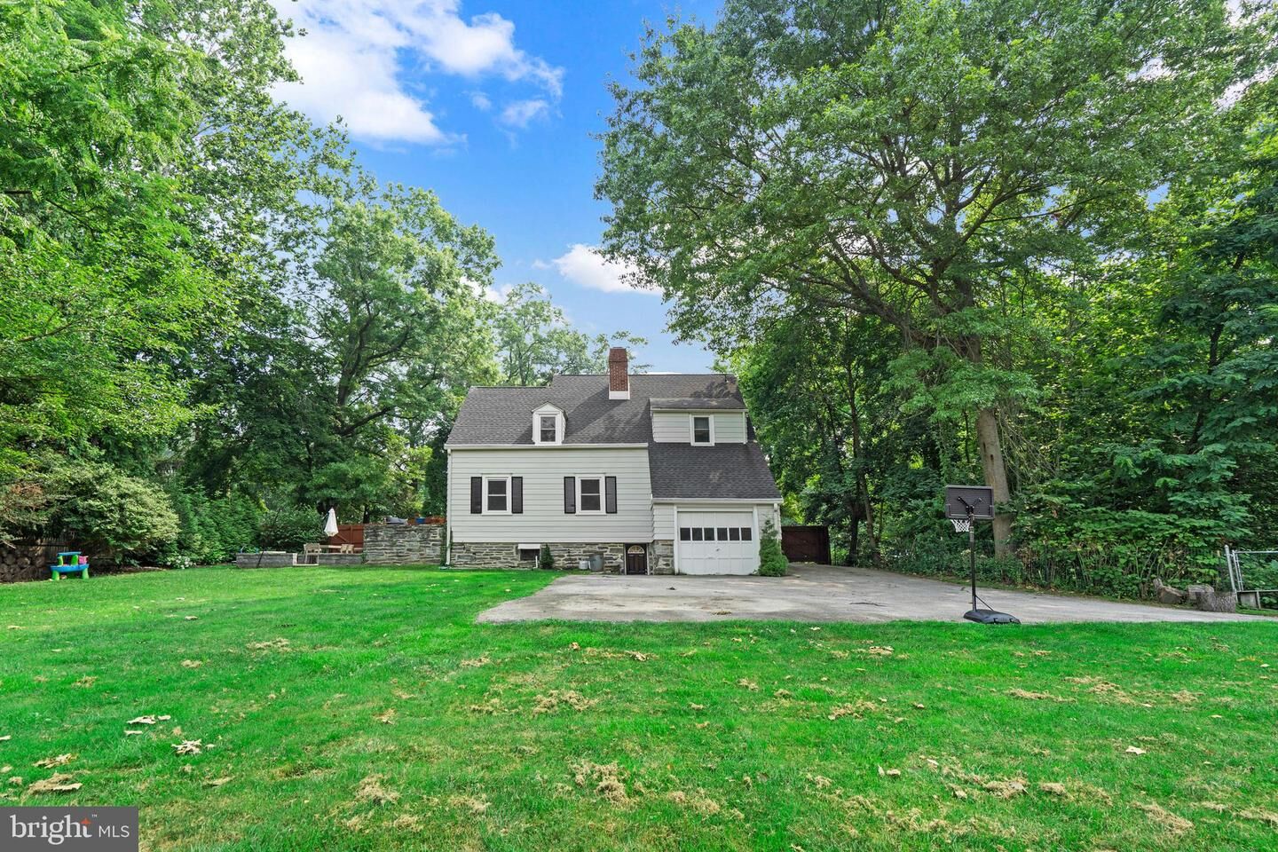 Property Photo:  594 Haverford Road  PA 19041 