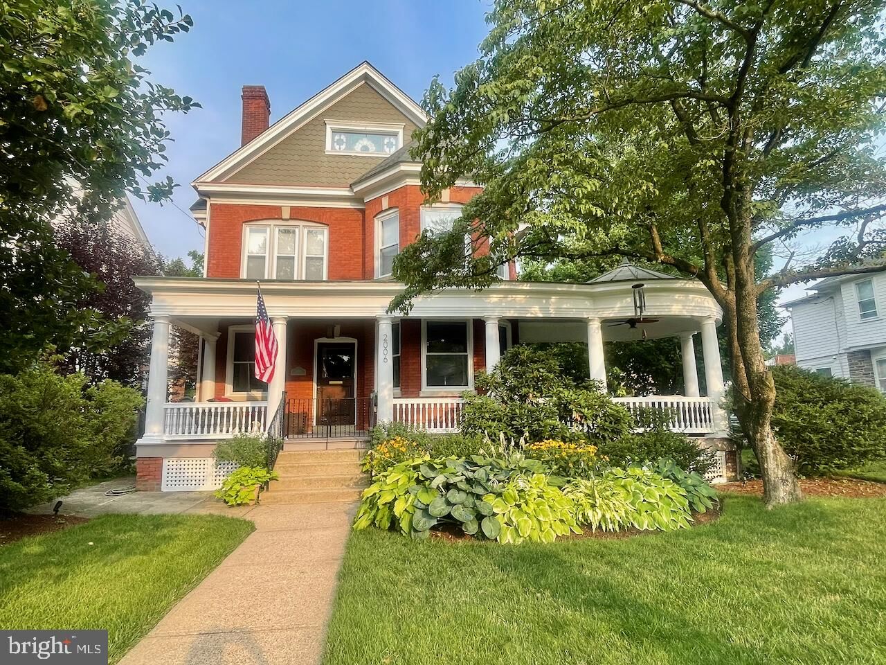 Property Photo: 2006 Baynard Boulevard DE 19802