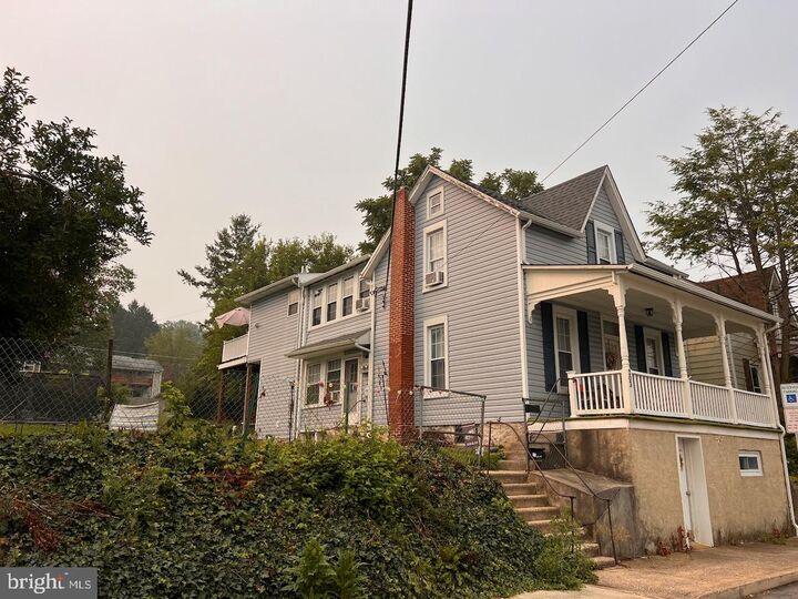 Property Photo: 203 Lincoln Avenue PA 17522