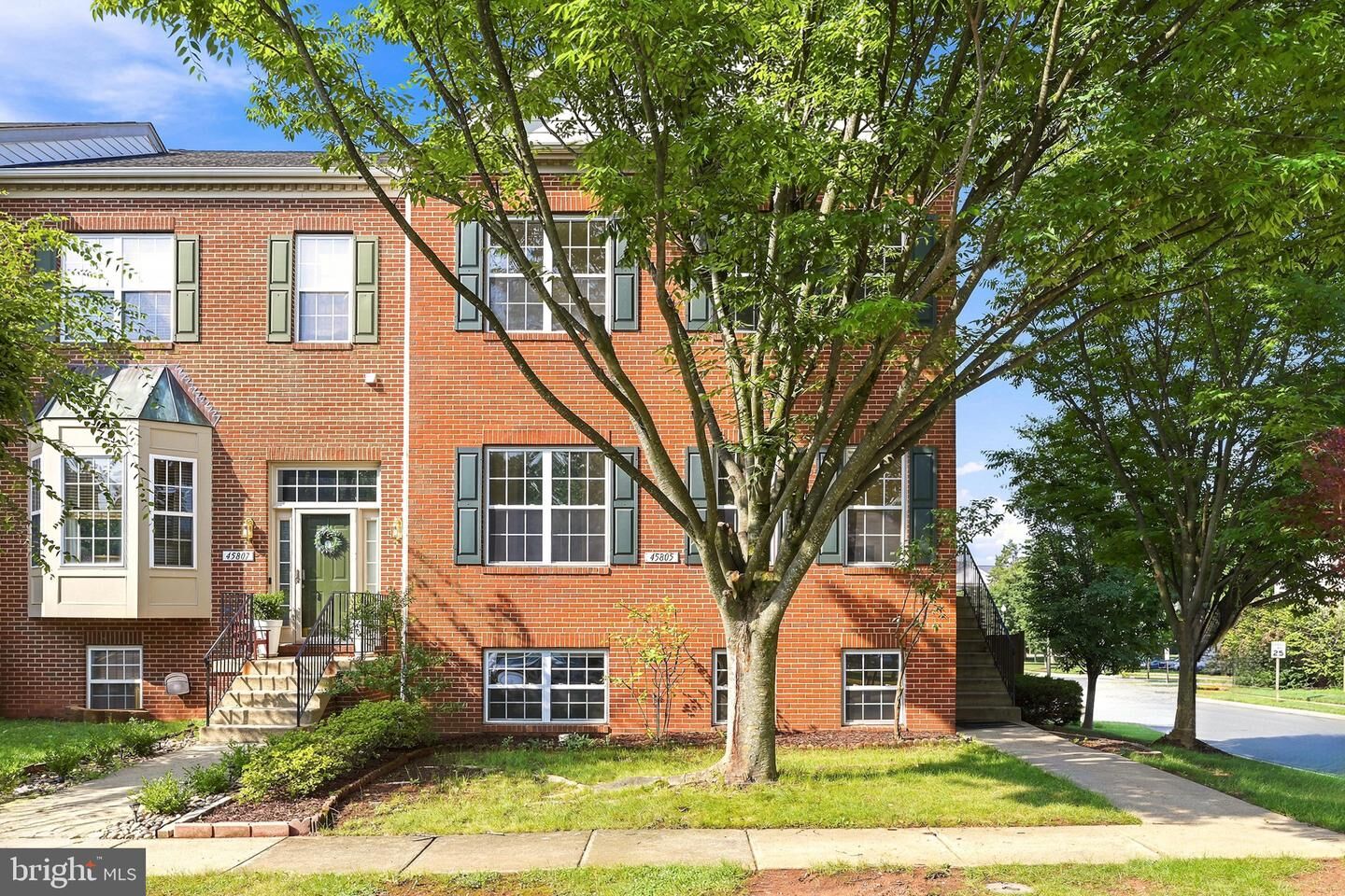 Property Photo: 45805 Marlane Terrace VA 20166