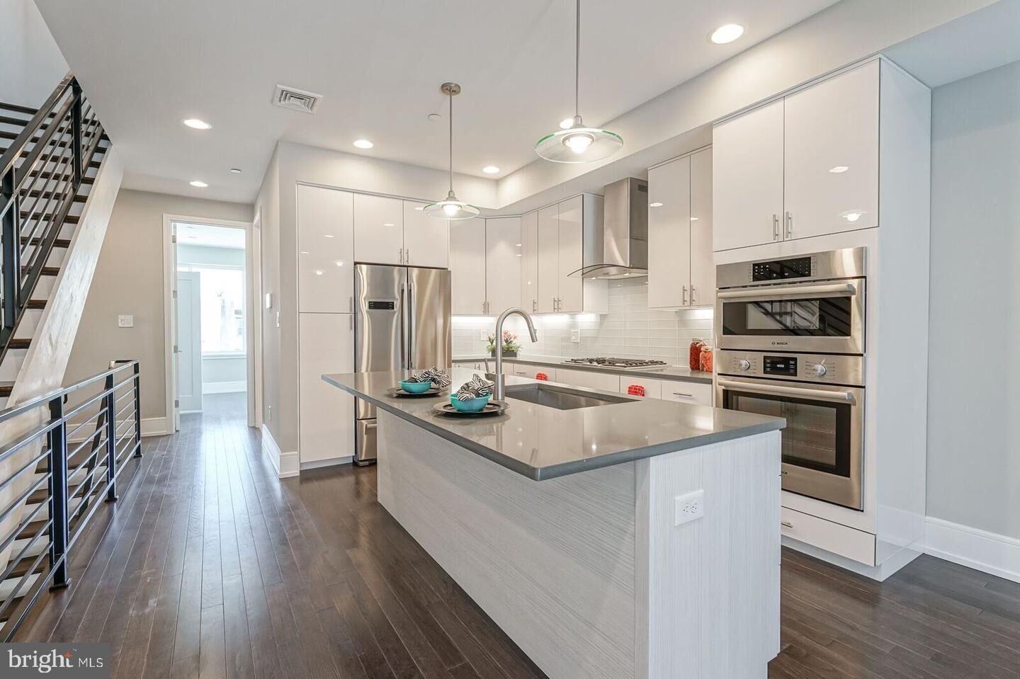 Property Photo: 1006 S 17th Street 00 B PA 19146