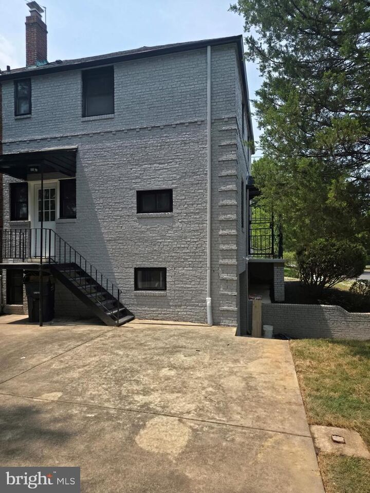 Property Photo: 1601 Hamlin Street NE DC 20018