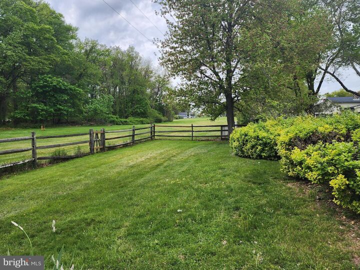 Property Photo:  29 Vanderveer Drive  NJ 08648 