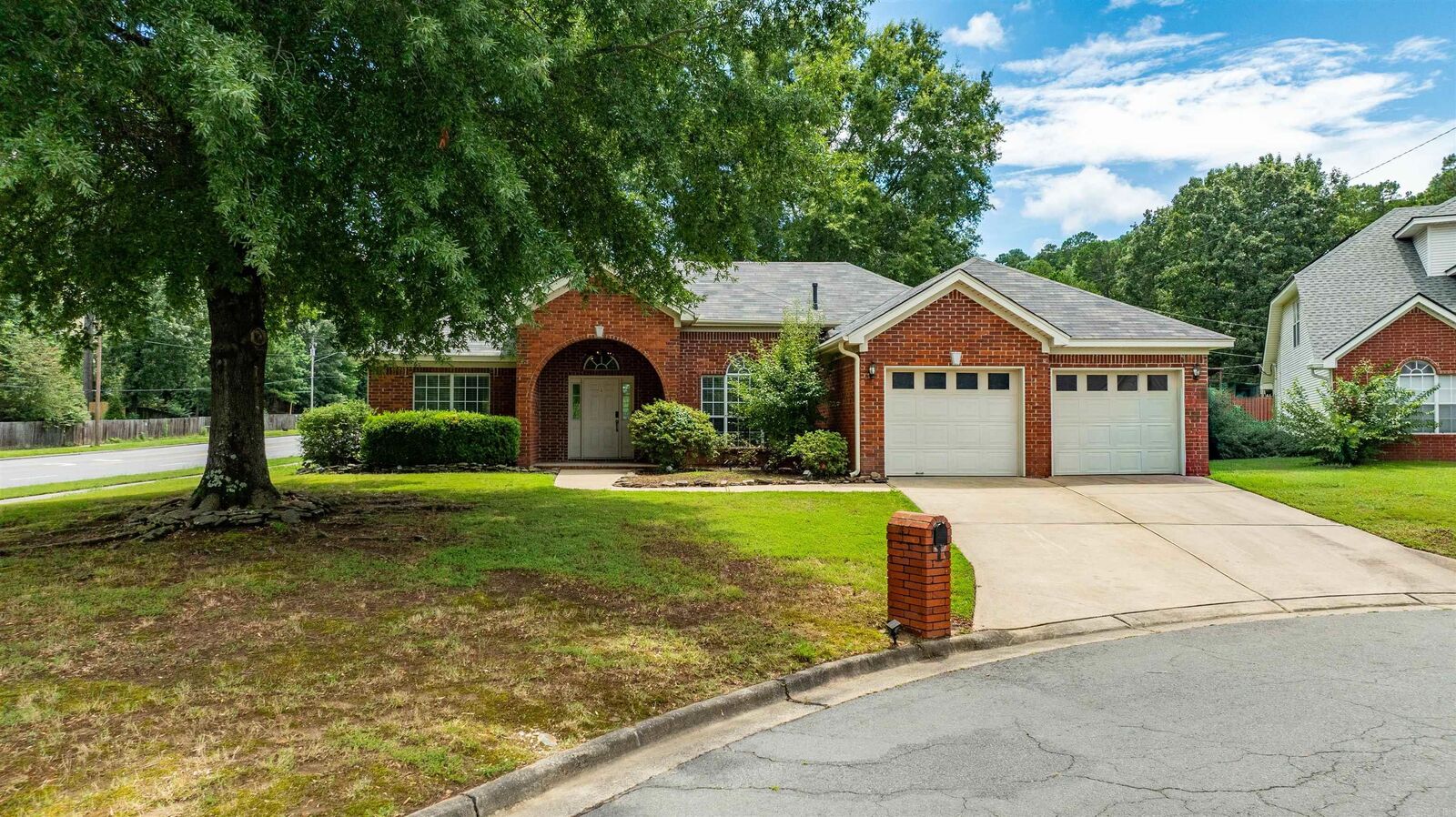 Property Photo: 1 Mayberry Court AR 72223
