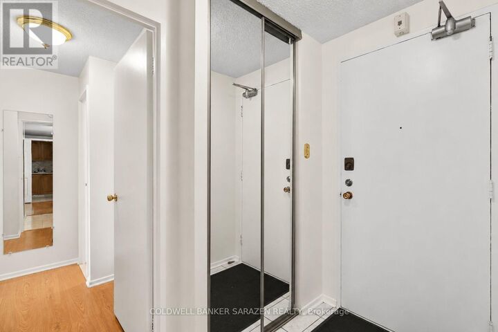 Property Photo: 1100 Ambleside Drive 702 ON K2B 8G6