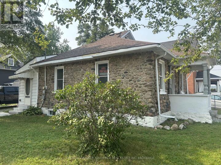Property Photo: 36 Sanford Street ON L4N 3C2