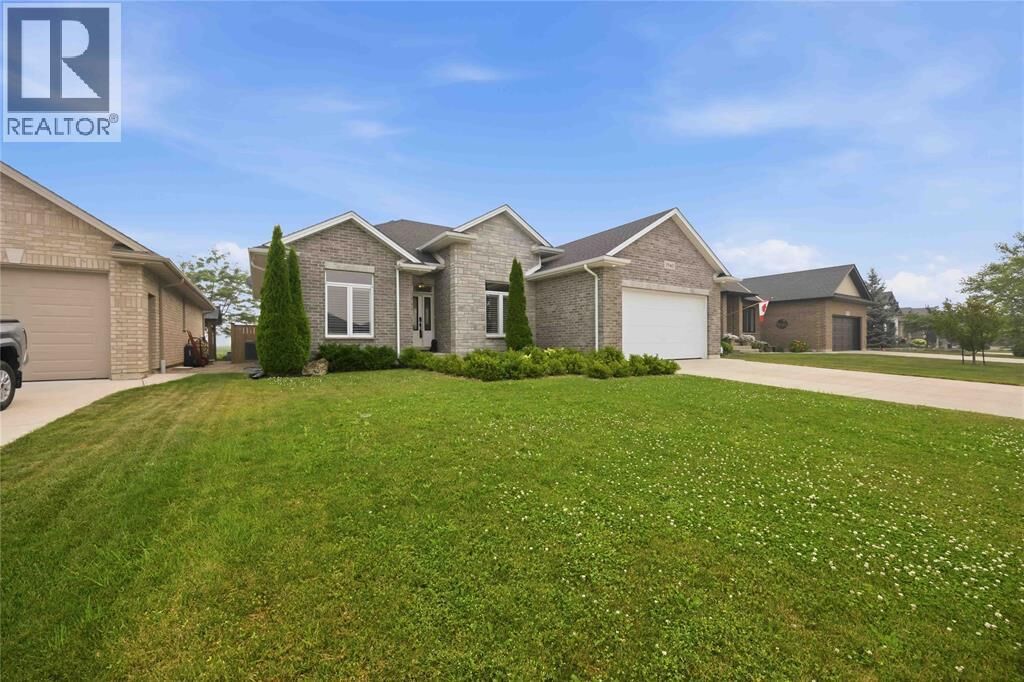 Property Photo: 3940 Arie Court ON N0N 1E0