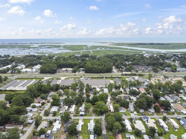Property Photo: 132 Crooked Island Circle SC 29576